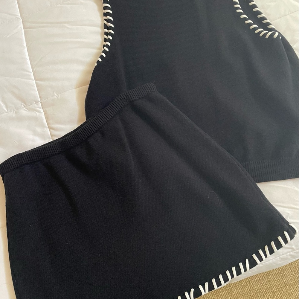 Commense Monochrome Knit Ensemble